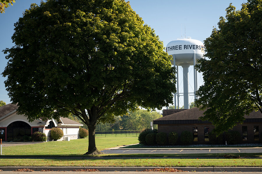 How one Michigan town is putting partisanship aside in pursuit of clean water