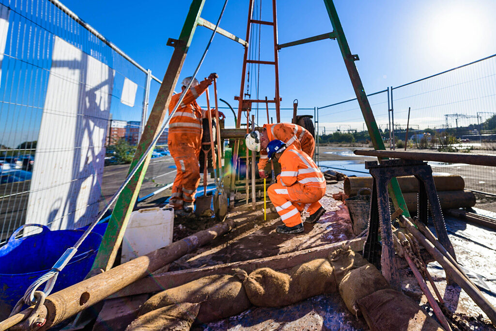 HS2 delays link to West Coast Mainline for four more years