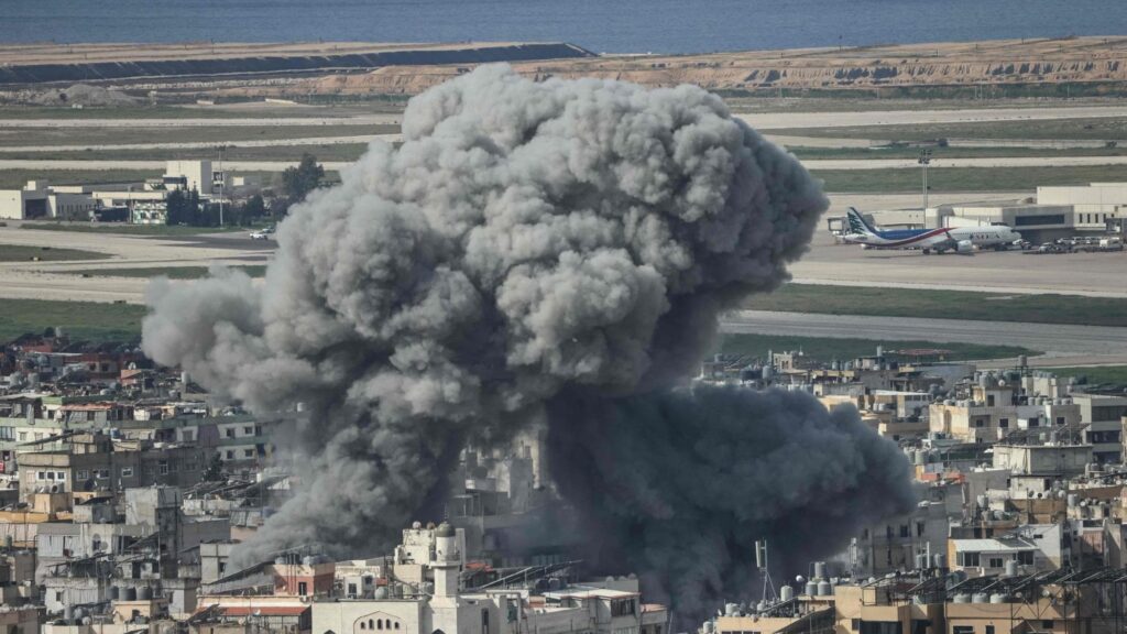 Iran, news dalla guerra. Blackout in Iraq. Casa Bianca: “Trump pensa a ruolo post-conflitto”